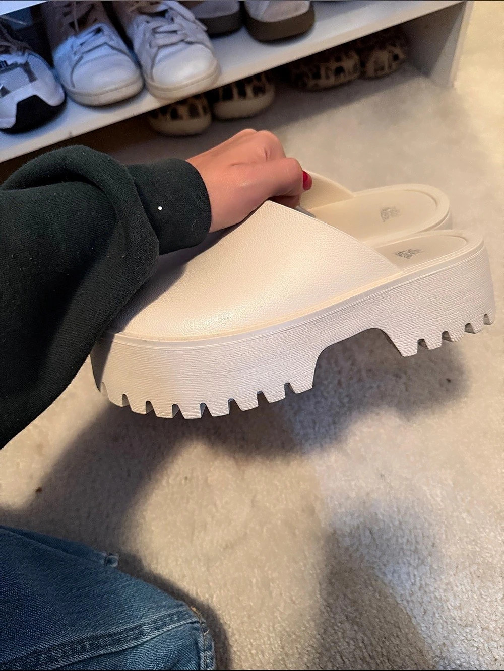 Clogs - Picture 2 of 3